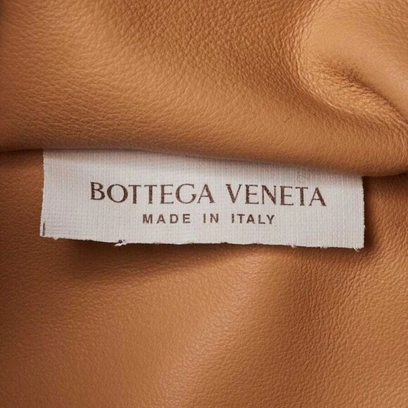 Bottega Veneta Beige Smooth Nappa Leather Beak Flap Bag - Picture 11 of 12